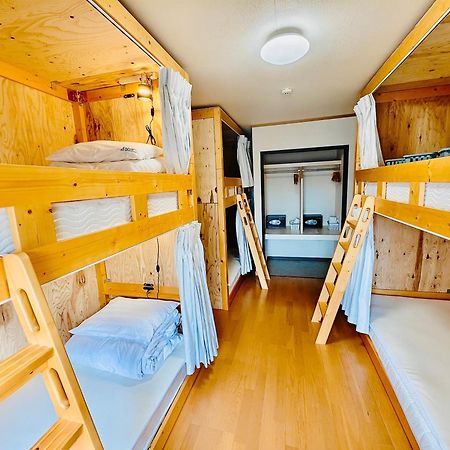 Yellow House Niseko Куттян Экстерьер фото